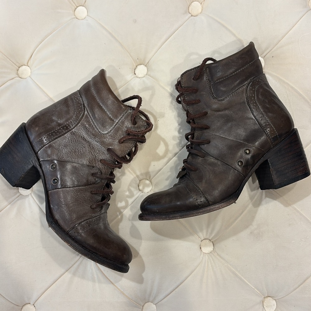 Vintage Freebird lace up boots